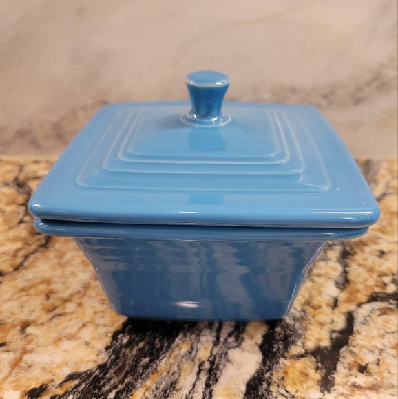 Fiesta®Square Covered Box - 9 Ounce Belk Box PEACOCK - Picture 1 of 5